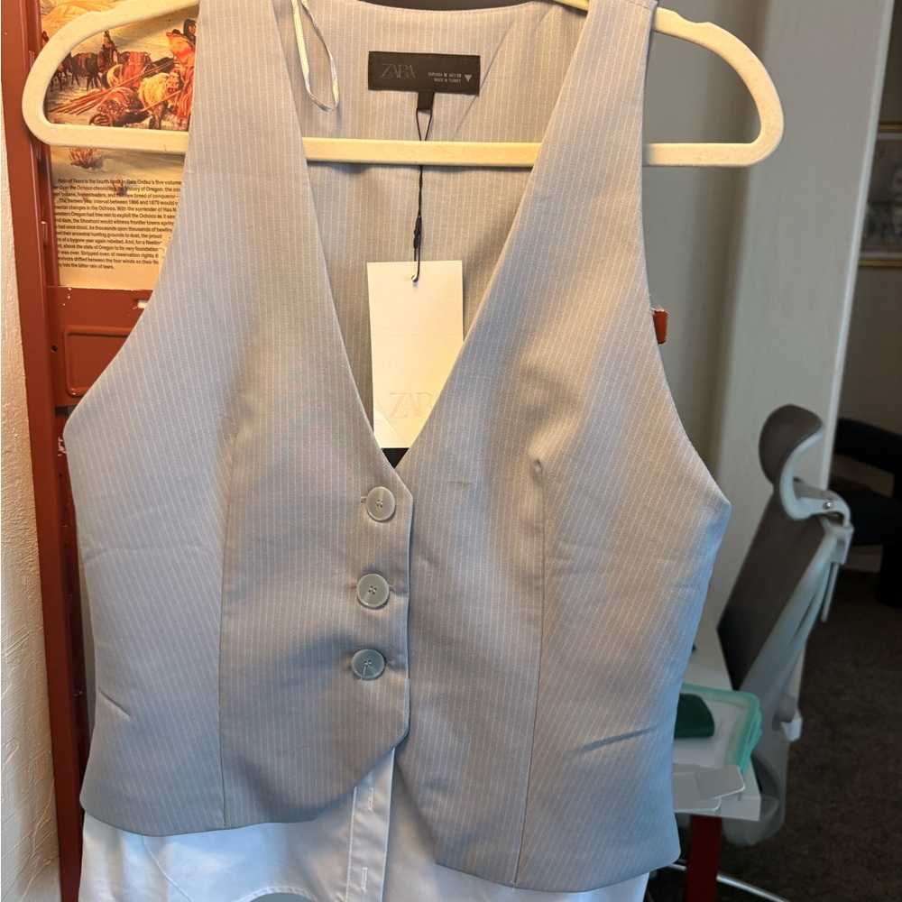 Zara Sky Gray Striped Vest